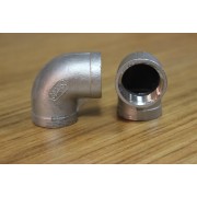 Stainless Steel Threaded Elbow 1/4" AISI 304
