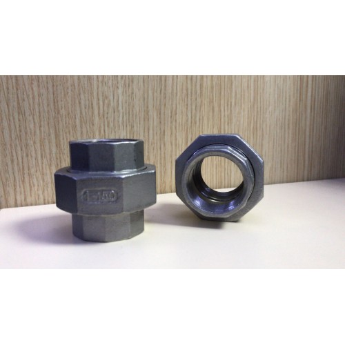 Stainless Steel Threaded Union 1 1/4" AISI 304/304L